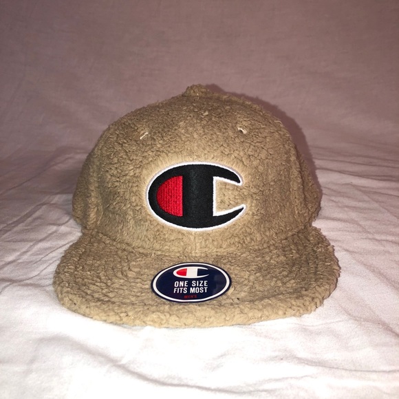 NWT Men’s Champion Sherpa Tan Fur Snapback Hat - Picture 2 of 6